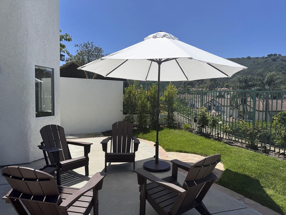 commercial 6 x 9 patio umbrella 9' Commercial Double Vent Market Umbrella