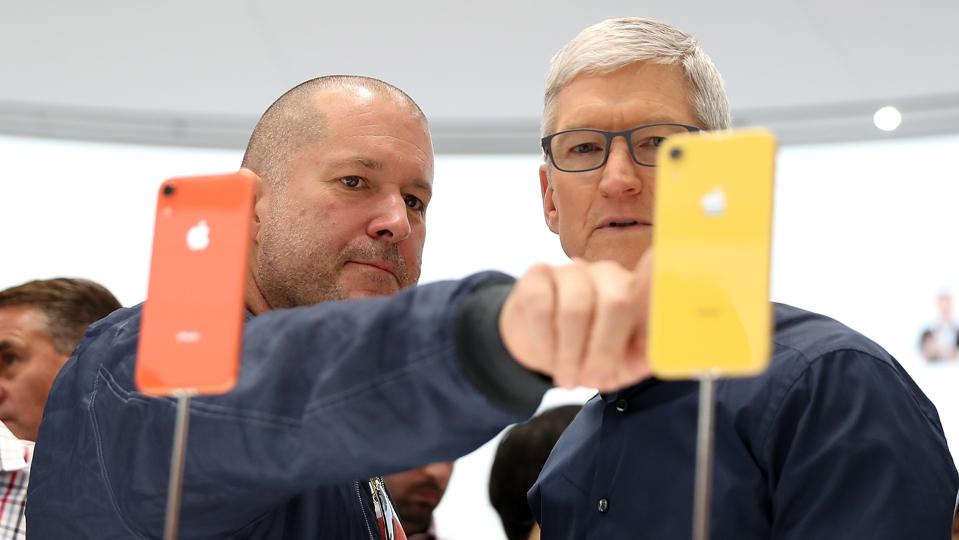 Apple Debuts Latest Products