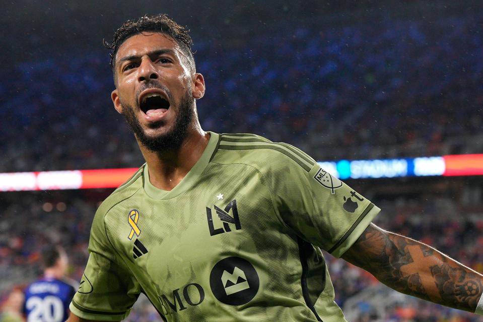 LAFC forward Denis Bouanga celebrating.