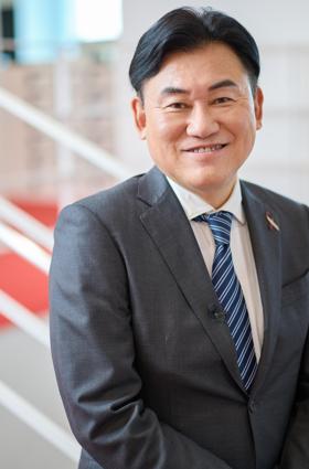 Hiroshi Mikitani