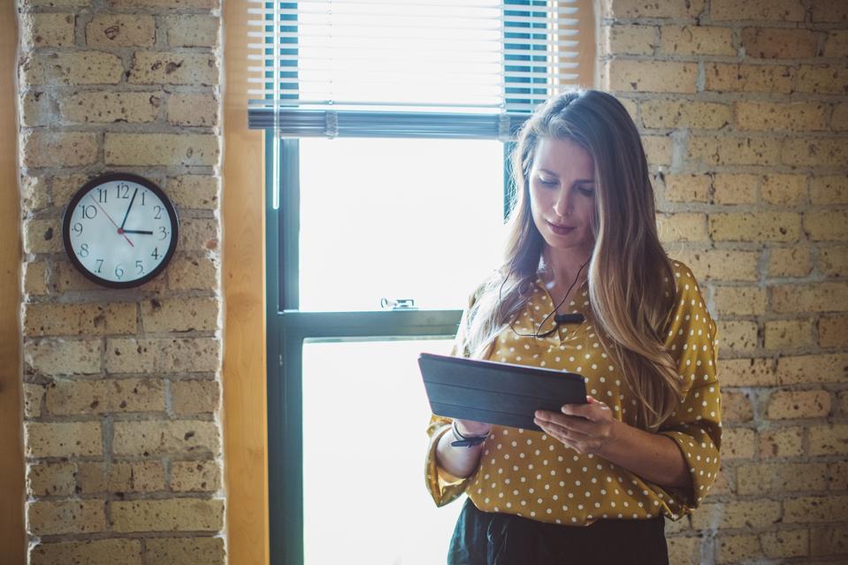 How to grow your LinkedIn in less than 30 minutes a day