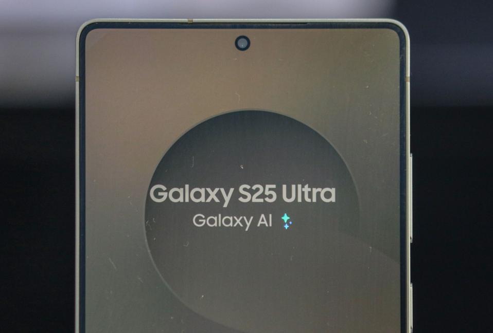 Samsung Galaxy S25 And Galaxy S25 Ultra Mobile Phones