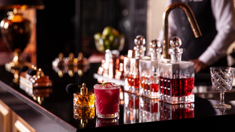 16x9-Ciragan-Palace-Kempinski-Istanbul_Le-Fumoir photo by Ciragan Palace Kempinski Istanbul