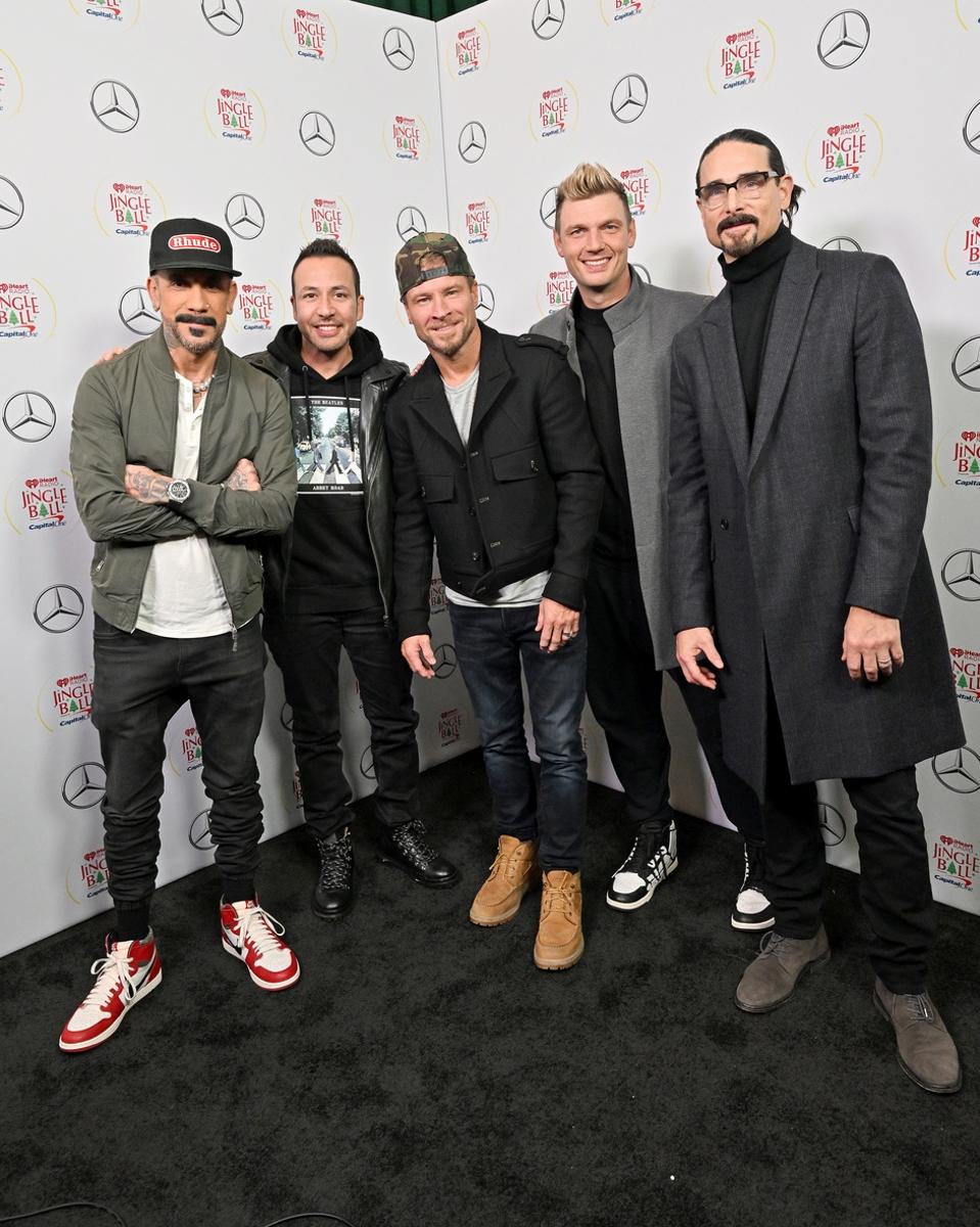 iHeartRadio Z100's Jingle Ball 2022 – Backstage