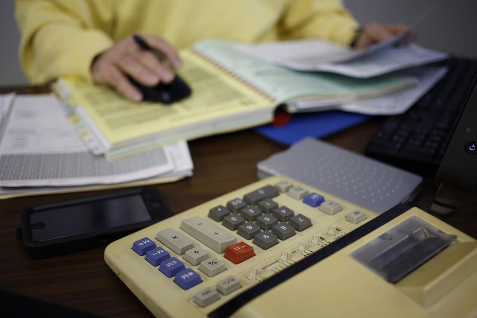 Americans Head To Tax Preparers Ahead Of April 15 Deadline