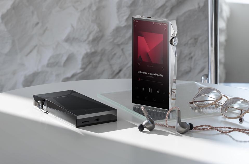 Astell&Kern Luna with SP4000