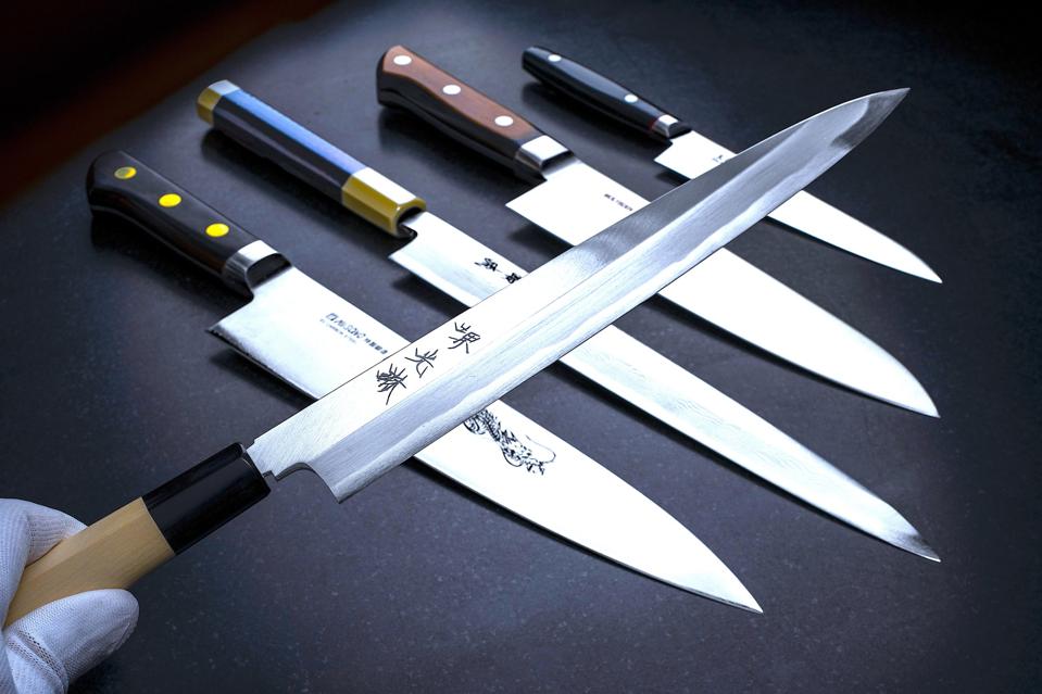 Japanese knives: they have unique superior properties. 
