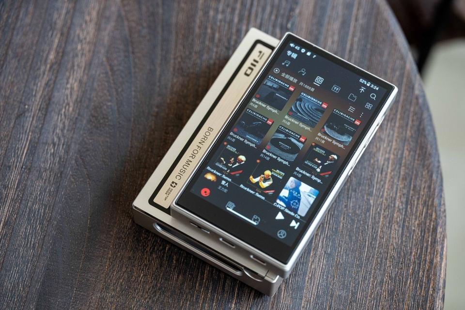 FiiO M21