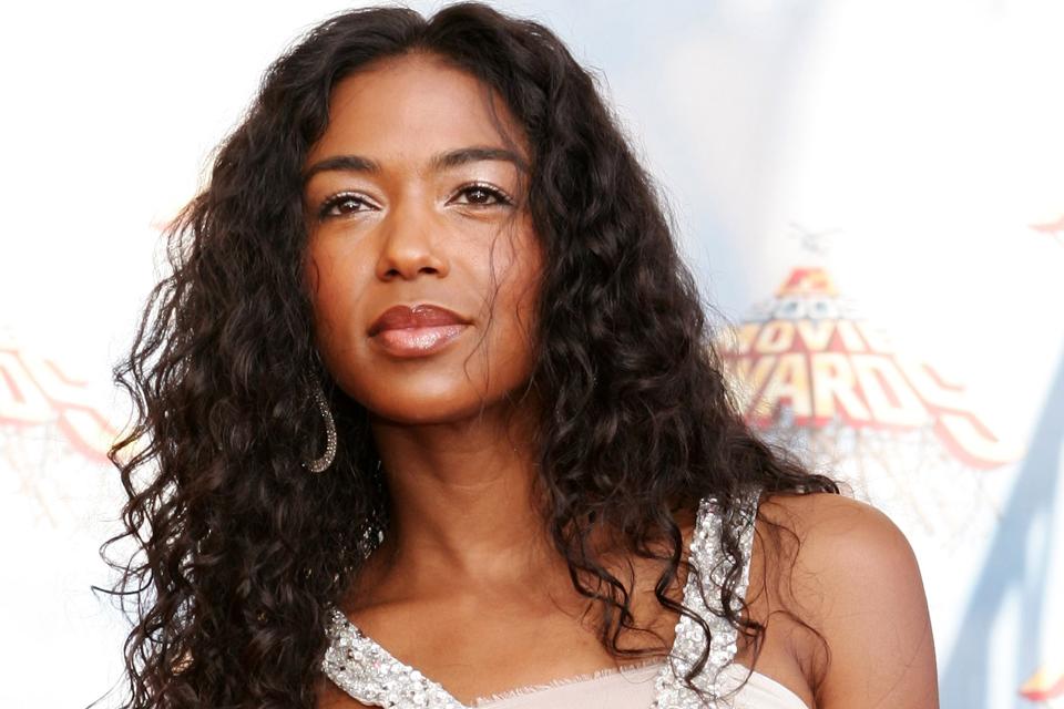 Ananda V Ananda Lewis Broke Barriers As An MTV VJ. Her Life, Cut Short At 52 ...