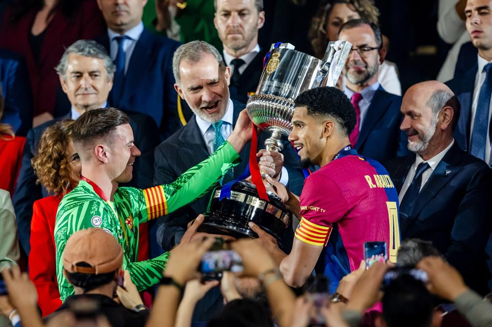 FC Barcelona could sell Marc-Andre Ter Stegen this summer.