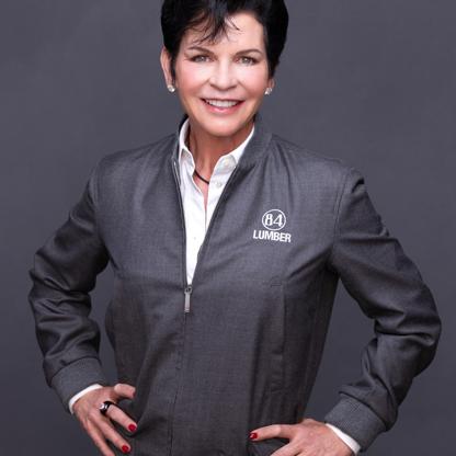 Maggie Hardy Net Worth and Profile