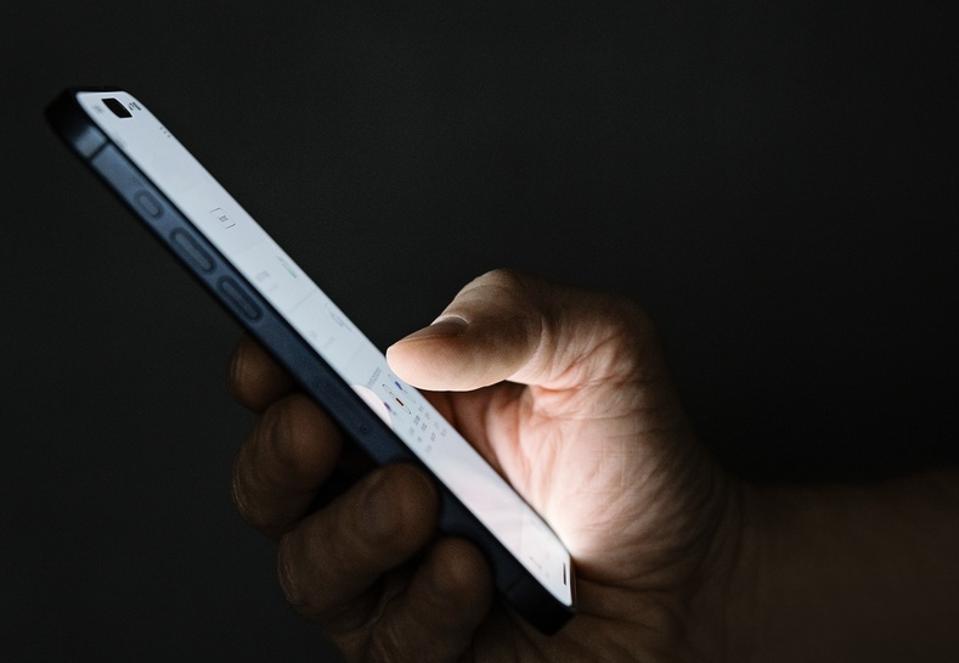 Using iphone in the dark,