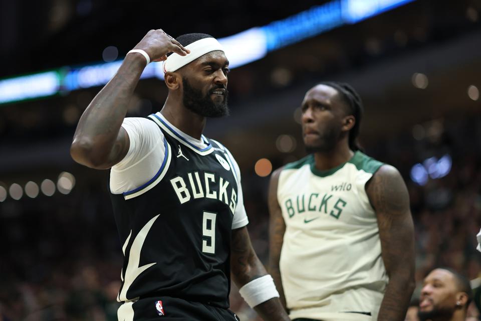 New Orleans Pelicans v Milwaukee Bucks