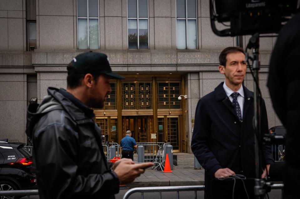 US-ENTERTAINMENT-CRIME-SEX-TRIAL