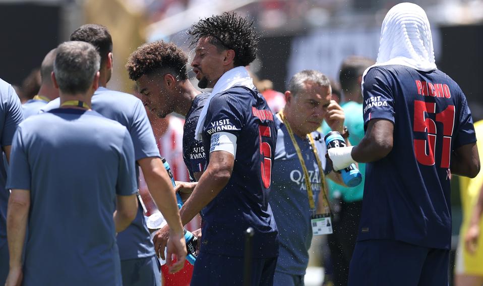 Paris Saint-Germain FC v Club Atletico de Madrid: Group B - FIFA Club World Cup 2025