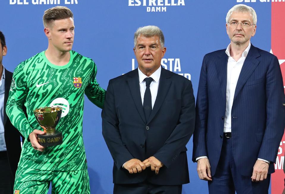 FC Barcelona looks set to try and force Marc-Andre ter Stegen out of the club. 