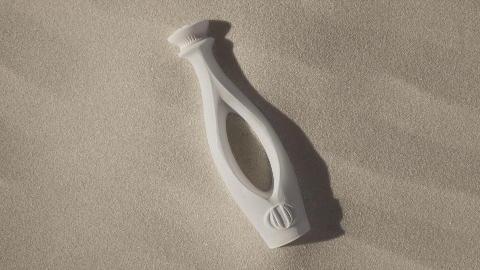 LOSYORK_Olujo_WhitesandDesert_StillLife_Sh08_LayingInSand