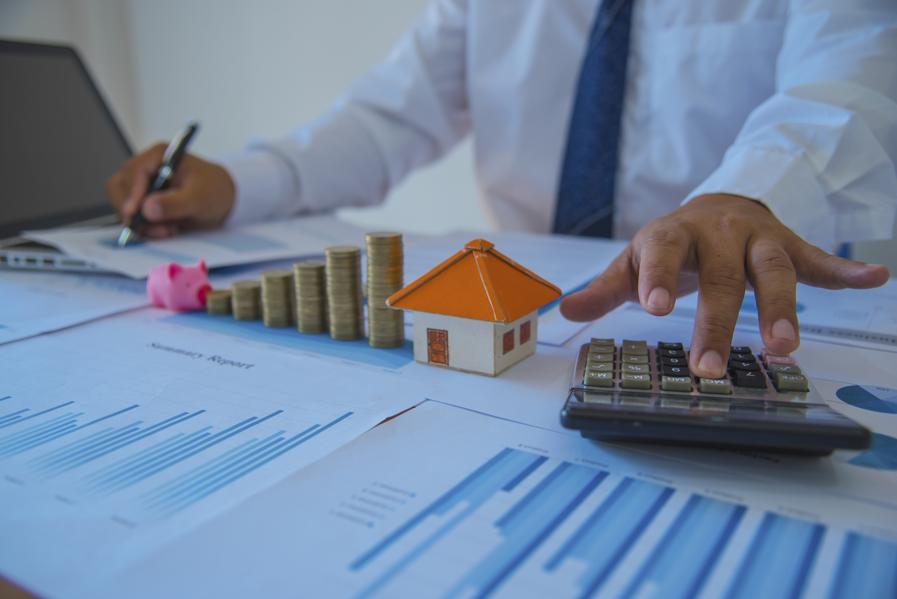 4 Money Management Tips For Freelancers