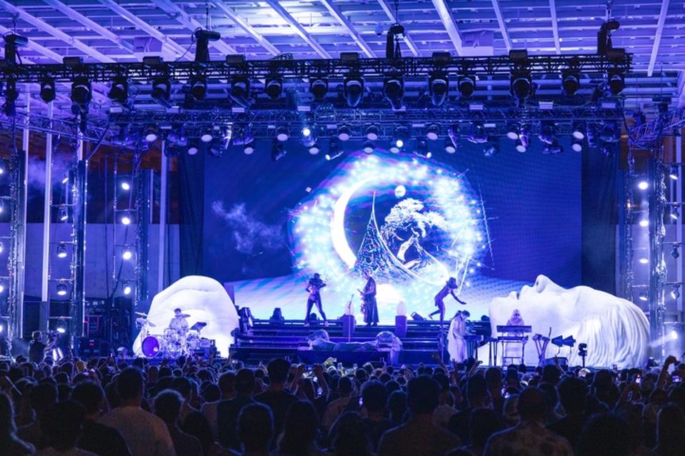 Empire of the Sun: Ask That God Tour - Austin, TX