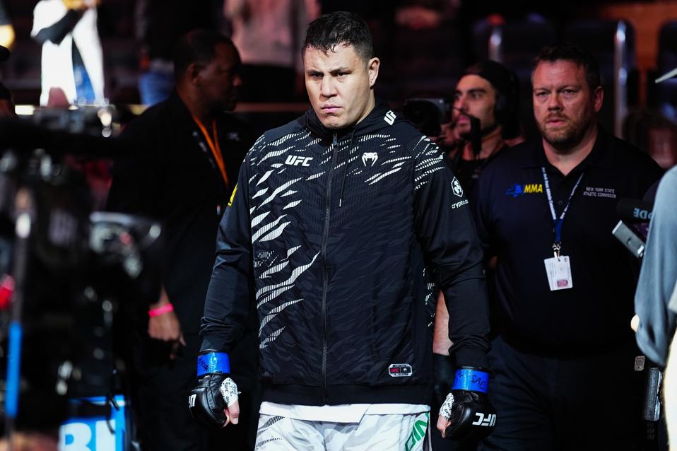 UFC 309: Onama v Romero