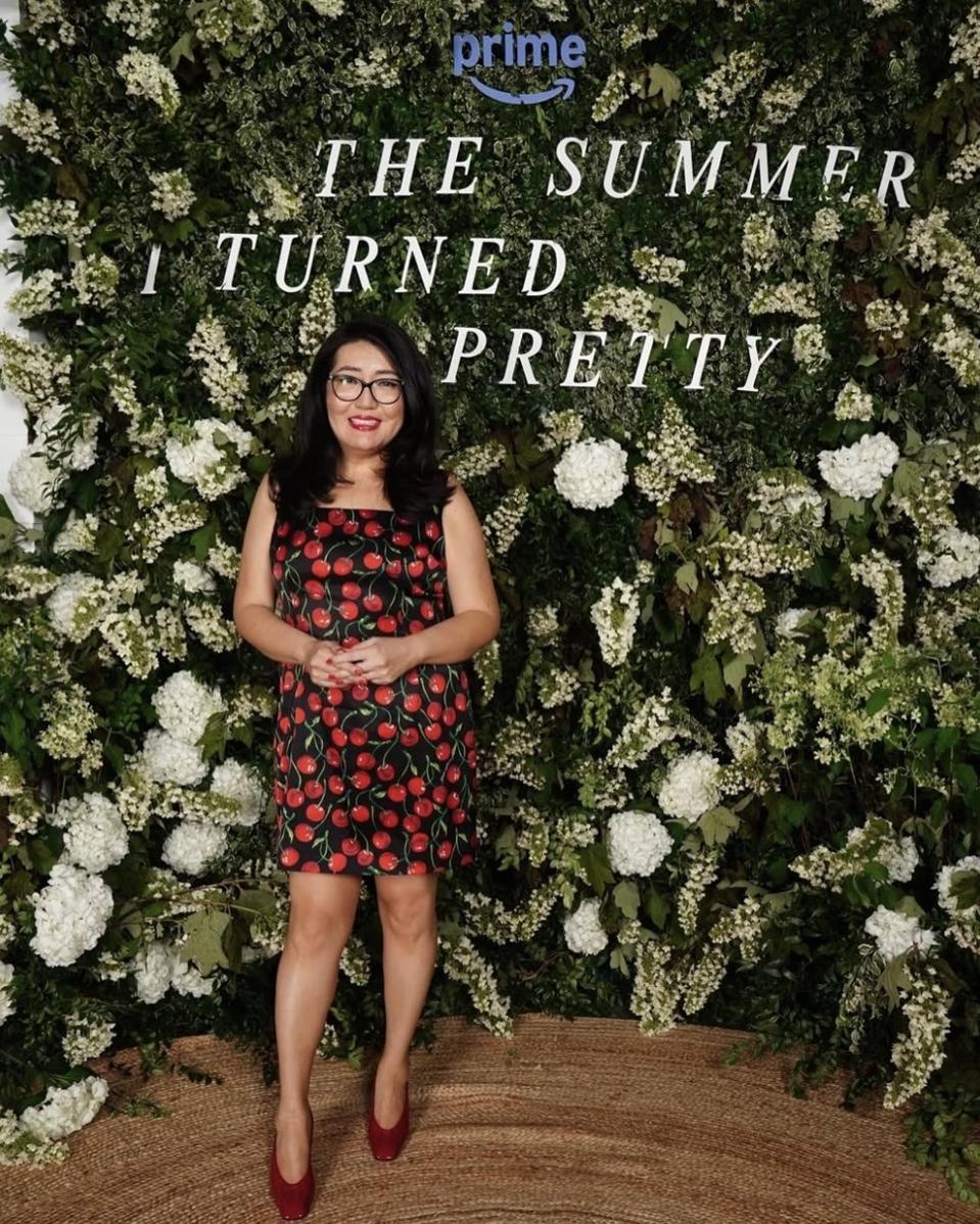 It’s Not Summer Without Jenny Han Bestselling Author Turned MegaHit(01)