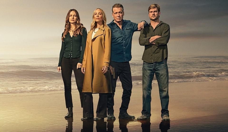 "The Waterfront" stars Melissa Benoist, Maria Bello, Holt McCallany and Jake Weary.