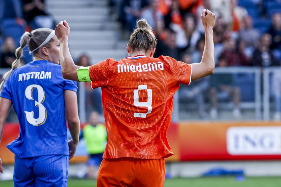 Netherlands v Finland Women Friendly match