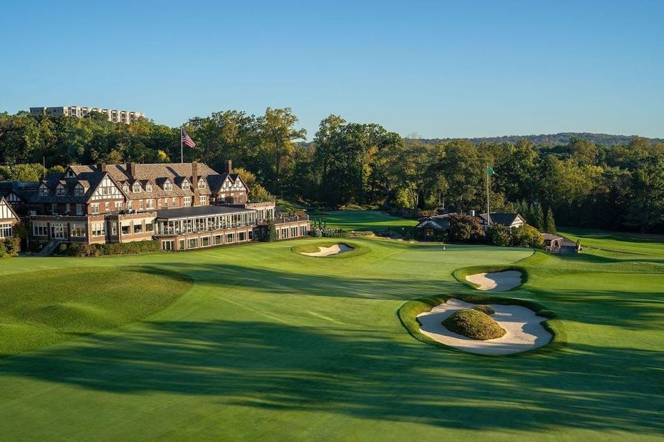 Baltusrol - 18th Upper Clubhouse - Evan Schiller