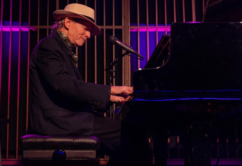 Benmont Tench performs on stage at Garcia's. Thursday, May 15, 2025 in Chicago, IL (Photo by Barry Brecheisen)