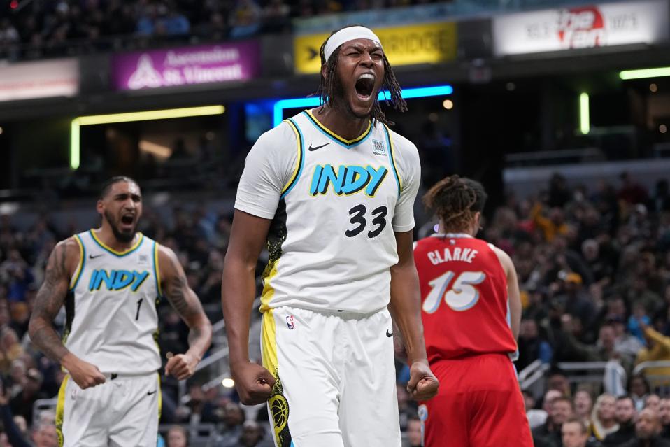 Memphis Grizzlies v Indiana Pacers