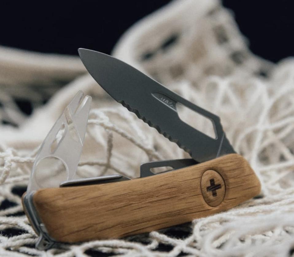 Intium2025-CoverKnife