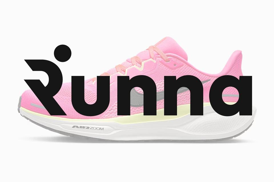 Runna Logo over Nike trainers.