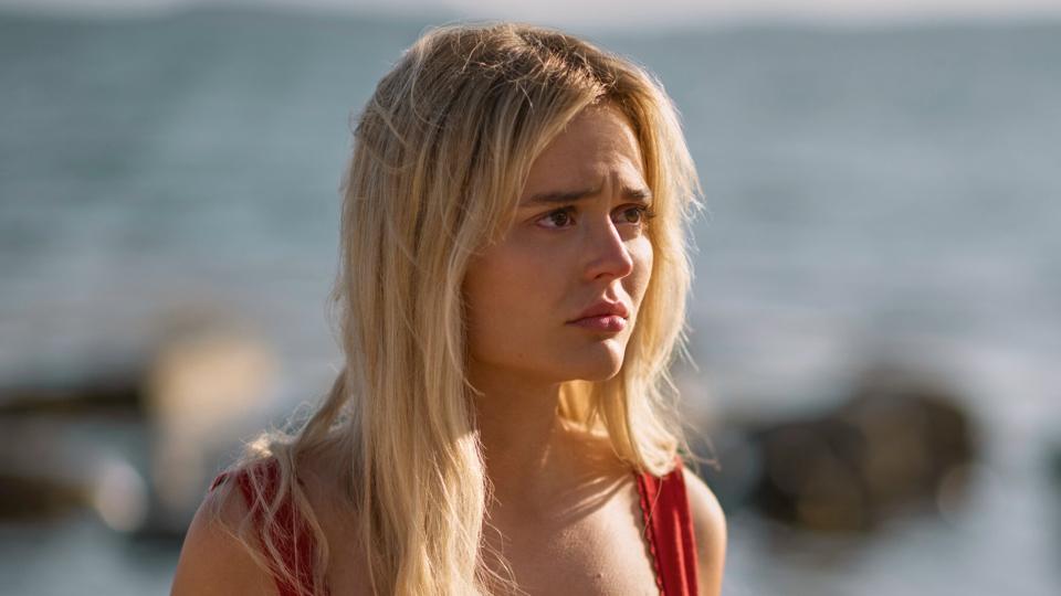 Emily Alyn Lind in "We Were Liars."