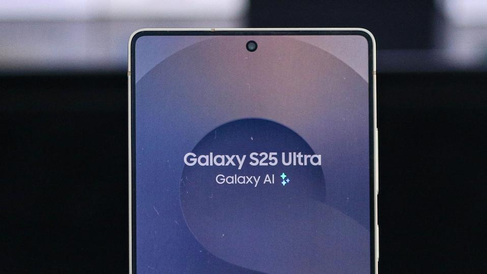 Samsung Galaxy S25 And Galaxy S25 Ultra Mobile Phones