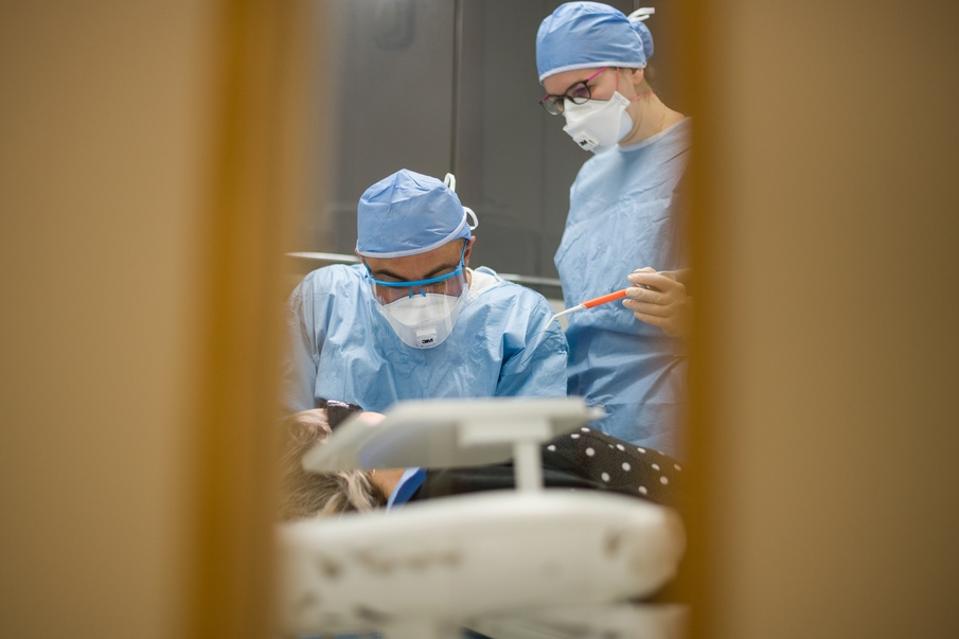 UK Dentists Provide Emergency Care Through Coronavirus Outbreak