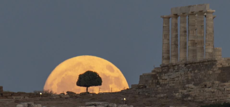 Full Moon In Greece