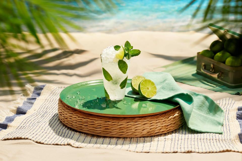 A mojito cocktail on the beach