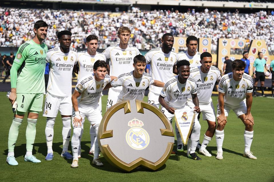 Real Madrid CF v Borussia Dortmund: Quarter Final - FIFA Club World Cup 2025