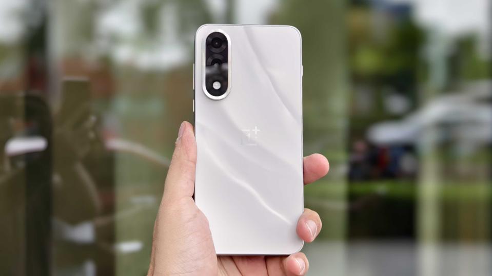 OnePlus Nord 5 in Marble Sands color.