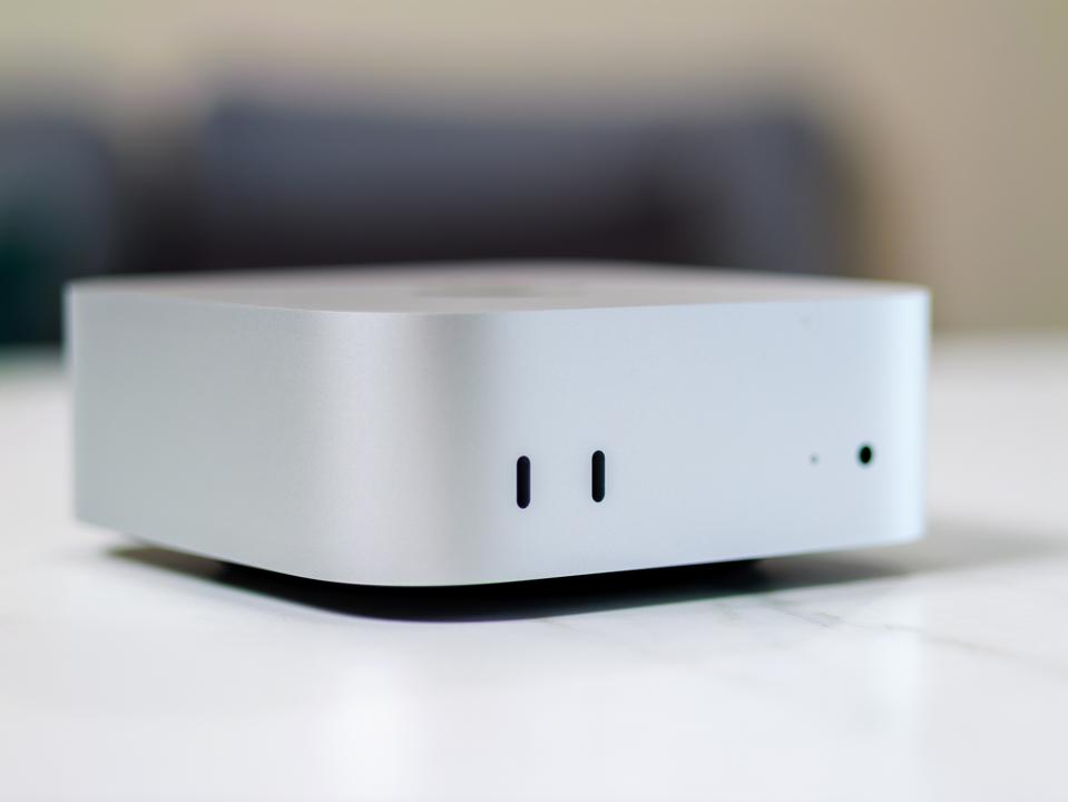 New Apple Mac Mini (2024)