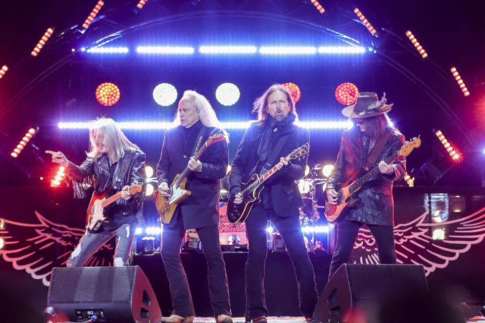 NEW YEAR'S EVE LIVE: NASHVILLE'S BIG BASH