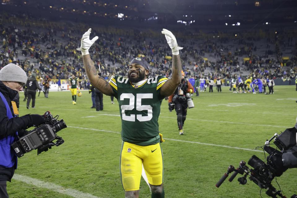 Rams Packers Football