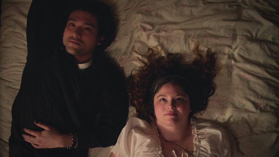 Will Sharpe and Megan Stalter in 'Too Much' on Netflix.