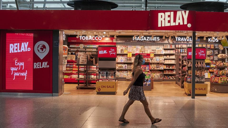 Relay store at Lisbon International Airport