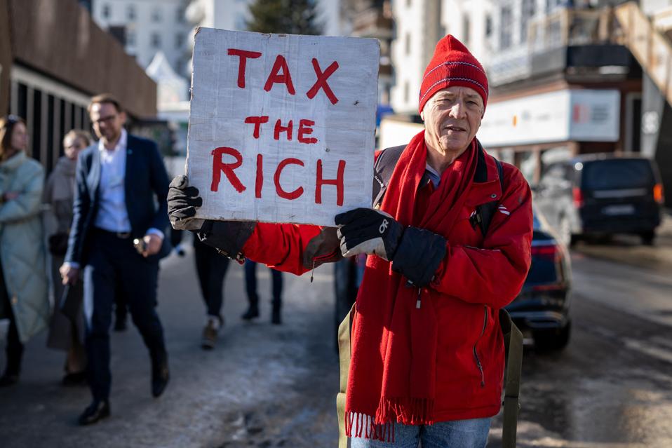 SWITZERLAND-POLITICS-SUMMIT-DAVOS-TAXATION