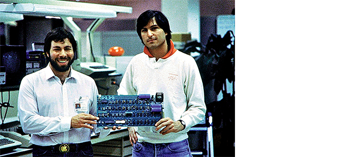 Apple Computer was founded in 1976 by Steve Jobs (right), Steve Wozniak (left) and Ronald Wayne (not pictured) in the garage of their parents jobs in Mountain View (California) founded (archive photo from 1978).