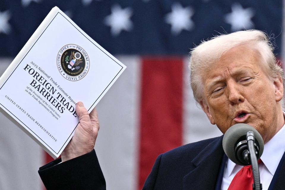 Trump speaking about tariffs.