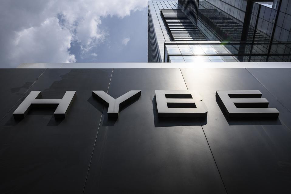 SKOREA-BUSINESS-MUSIC-HYBE-KPOP