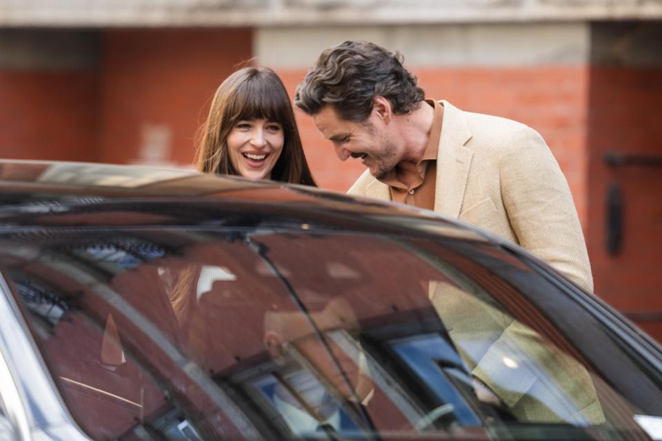 What ‘The Materialists’ Got Wrong (And Right) According To The Ultimate Matchmaker