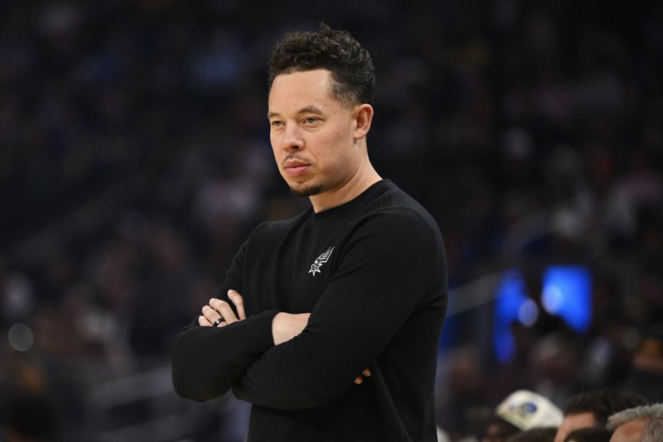 Are The San Antonio Spurs Gearing Up For A Trade This Coming Season?